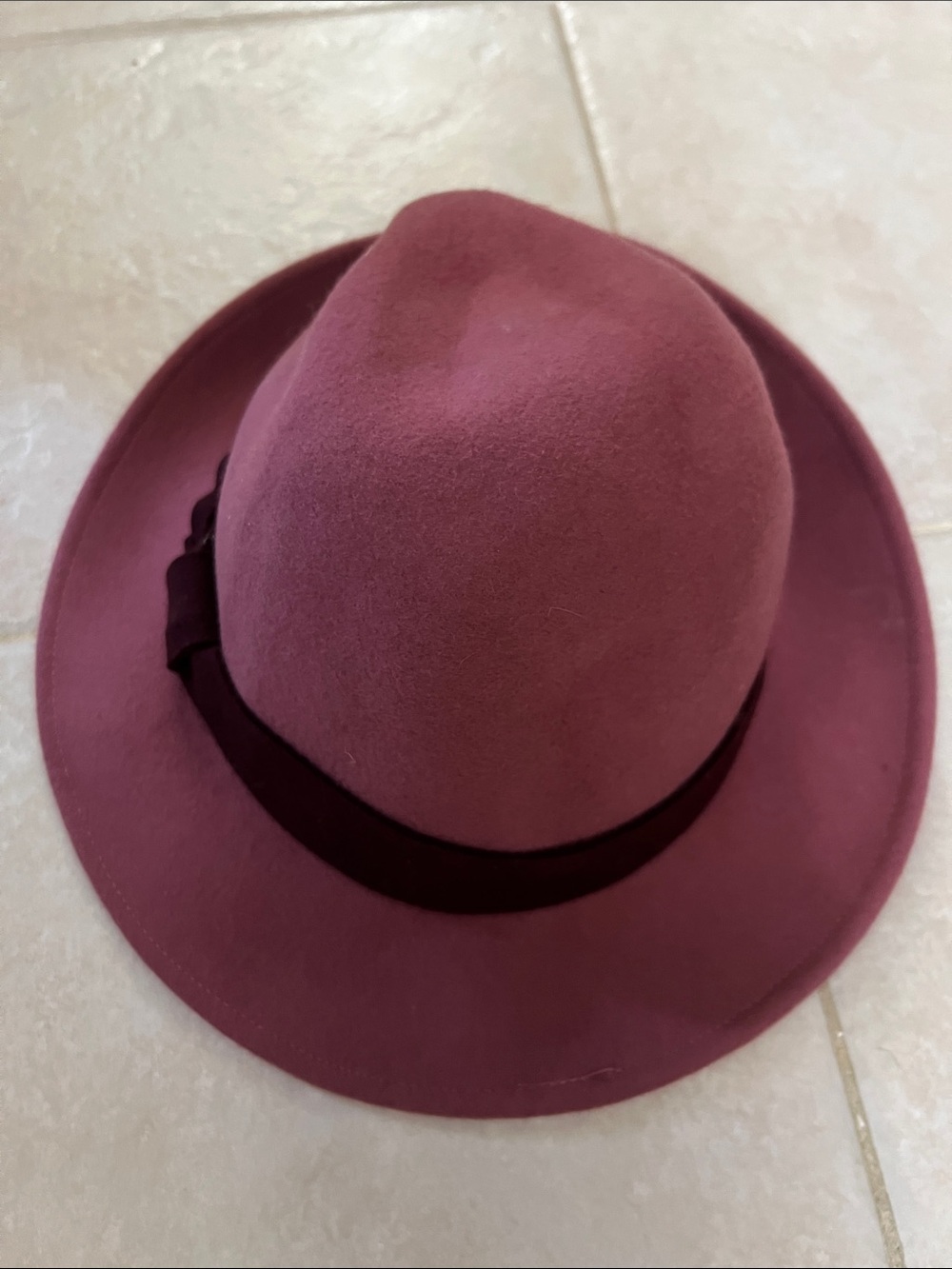 Women’s Burgundy Wool Felt Fedora Hat with Ribbon Band 100% wool